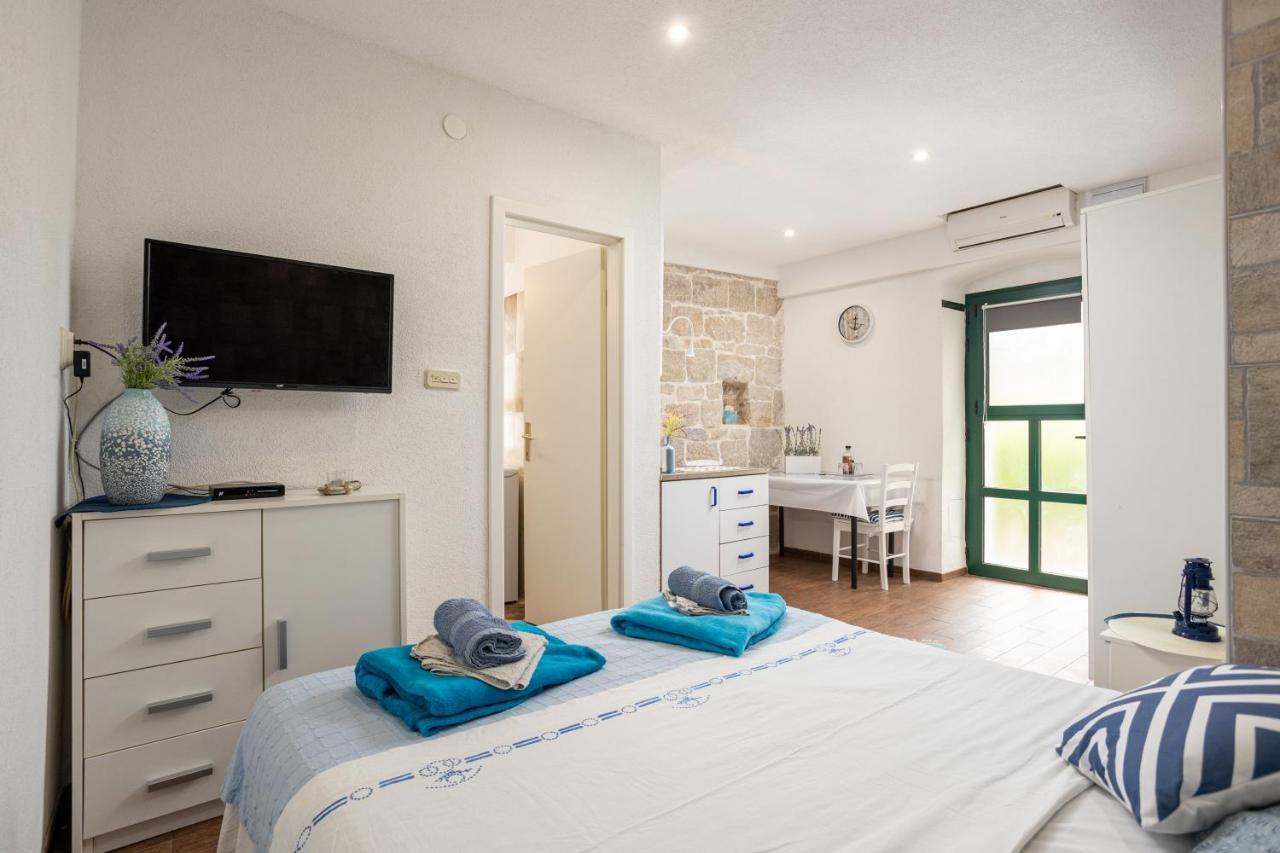 Aparrtment Terra- Combine Beach&Old Town Split Exterior foto